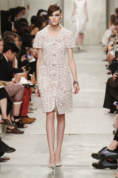 Look 48